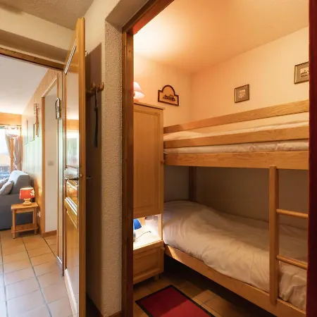 Διαμέρισμα 3***, 4 Pers, Du Village, Proche Pistes Et Commerces, Garage Inclus, - Fr-1-304-55